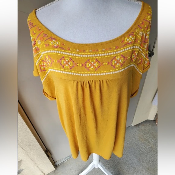 Tempted Hearts LA Top Womens Plus Embroidered Boho Blouse - Picture 3 of 10